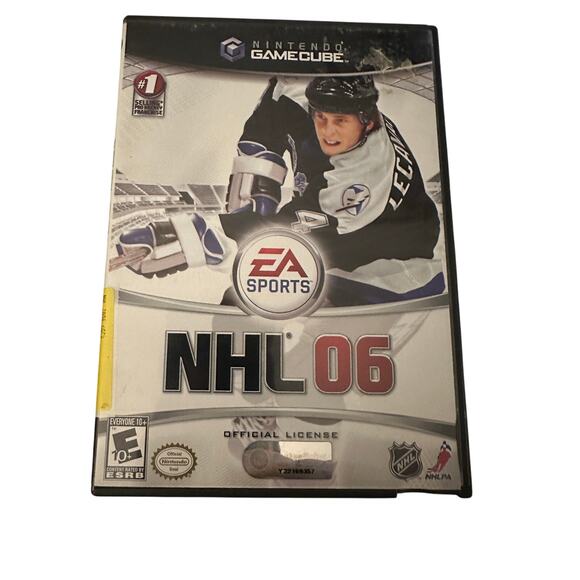 Nintendo GameCube NHL 06 - Picture 1 of 3